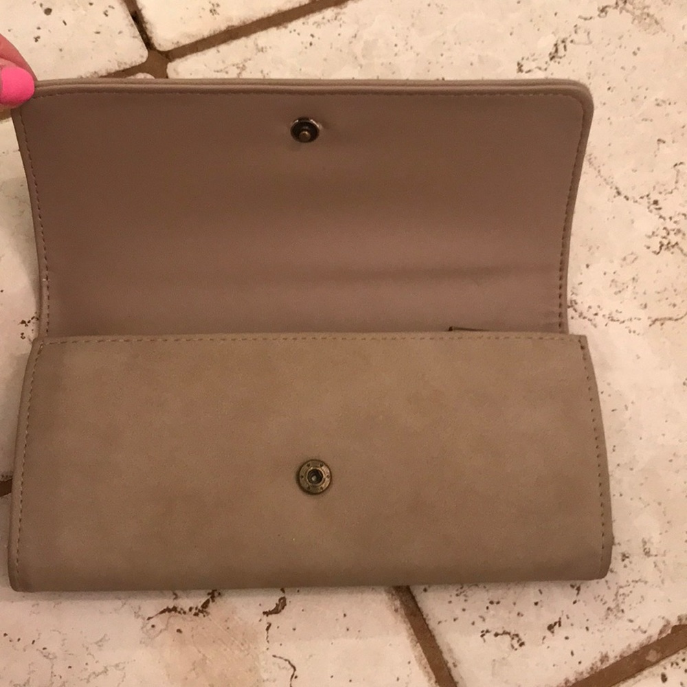 Wallet - Picture 2 of 3